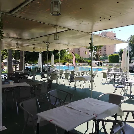 Playamar Pool Торремолинос